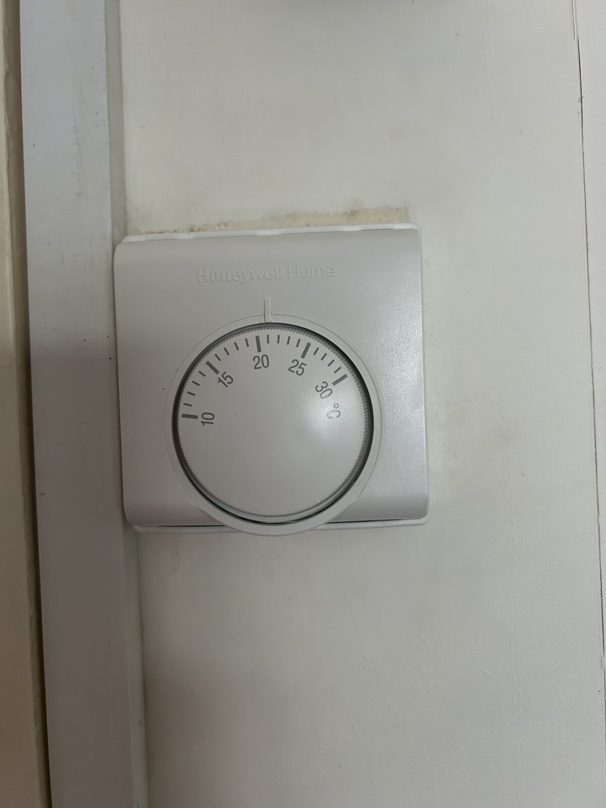 New Honeywell Home room thermostat fitted during boiler replacement in Pembury